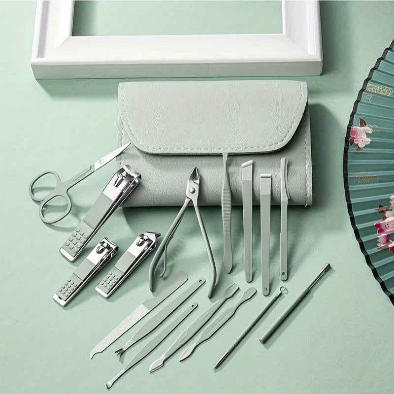 Professional Nail Clippers and Cuticle Nippers Set with Travel Case 16pcs